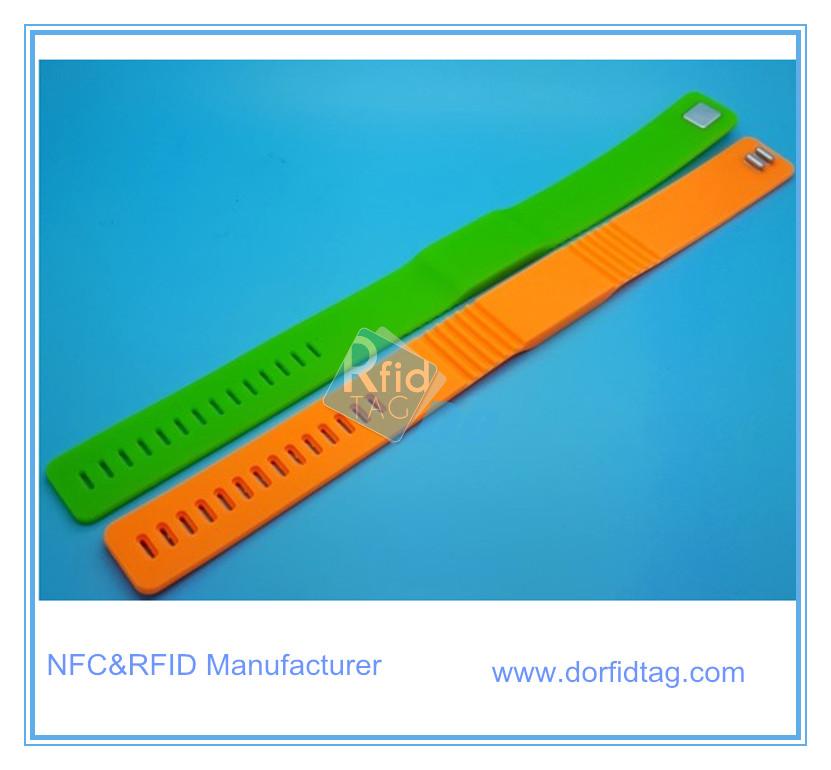 Access management RFID smart silicone bracelet 
